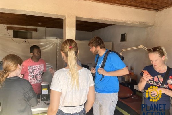 202308s-madagaskar-07431C023EA-249A-8AF4-00D6-3E3C8BE90481.jpg