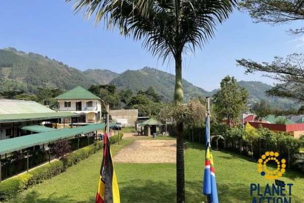 202309-uganda-00789FA3514-F910-0871-7766-84B21413DDDF.jpg