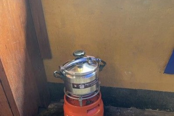 202309-uganda-038A76EF332-D970-400D-99A2-2BA61DA82DC6.jpg