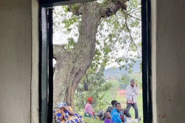 202309-uganda-1112AF3D8E5-2CA5-BAEA-FF34-131FB342143B.jpg