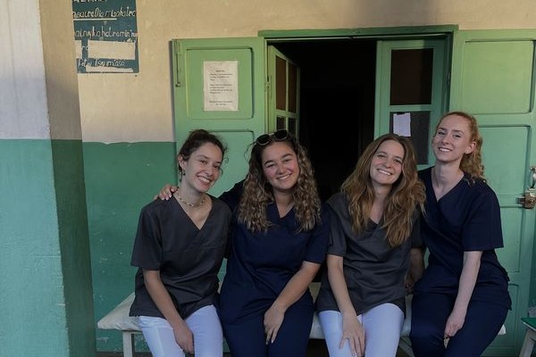 202408-madagaskar-041D372327A-67B4-DD59-3465-DE76C2DCD8BB.jpg